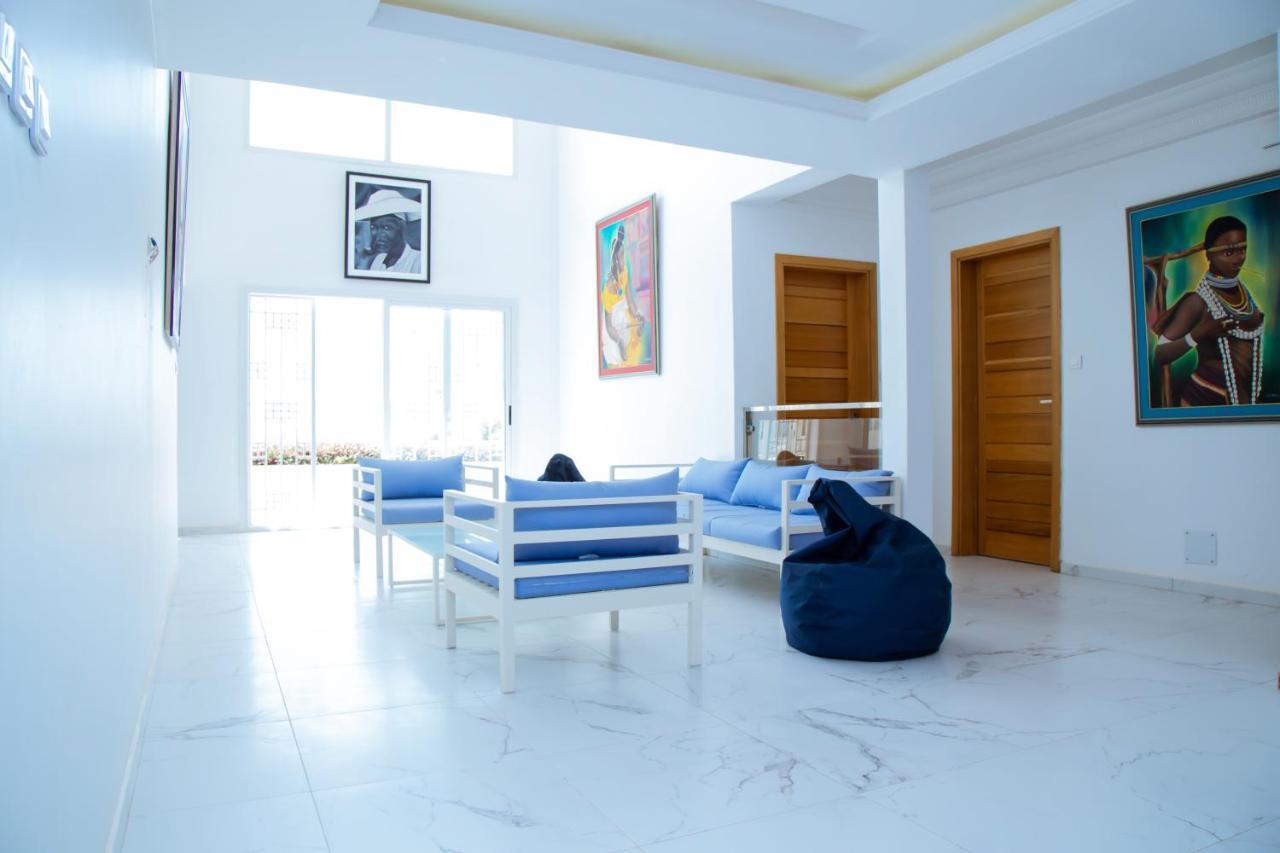 Villa Somone Pied Dans L'Eau Exterior foto