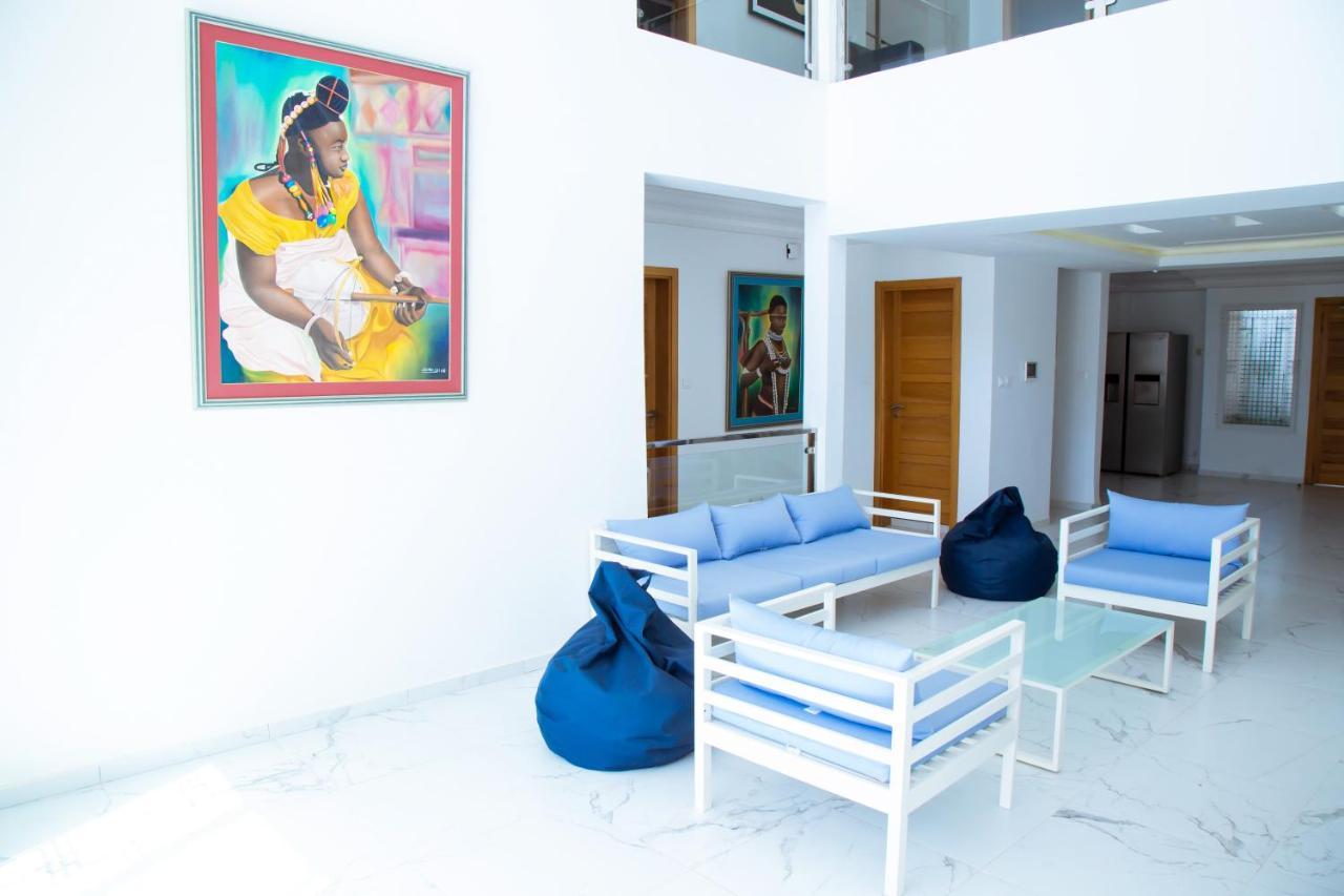 Villa Somone Pied Dans L'Eau Exterior foto